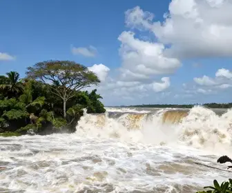 Descubra a Pororoca no Amapá: Um Espetáculo Natural Único Descubra a Pororoca no Amapá: Um Espetáculo Natural Único