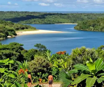 Descubra a Região dos Lagos e Pororocas do Amapá: Um Paraíso Natural Descubra a Região dos Lagos e Pororocas do Amapá: Um Paraíso Natural